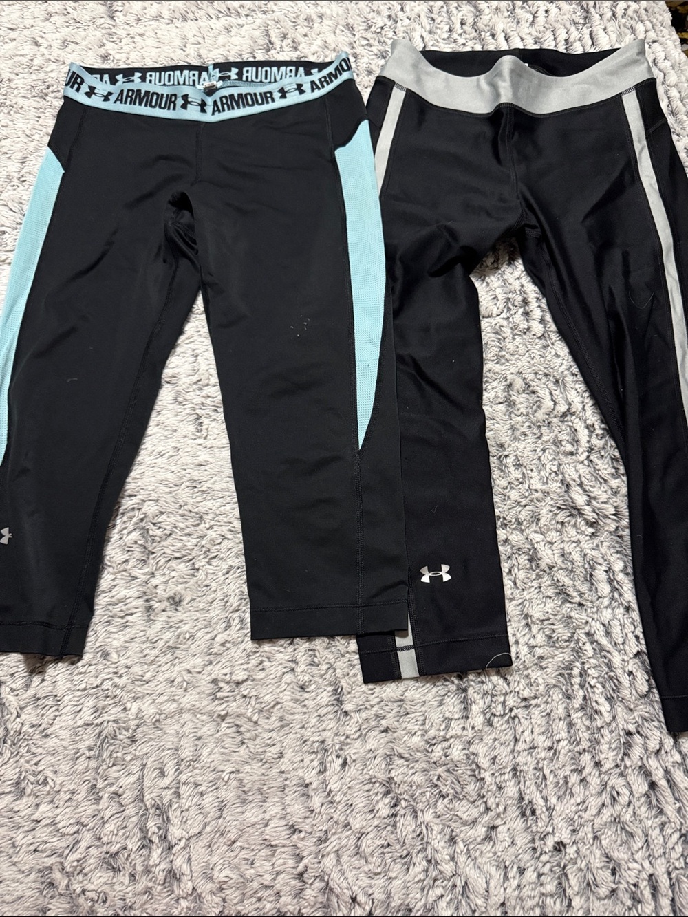 Under Armour womens Black Capri Leggings with Light Blue and Gray Accents